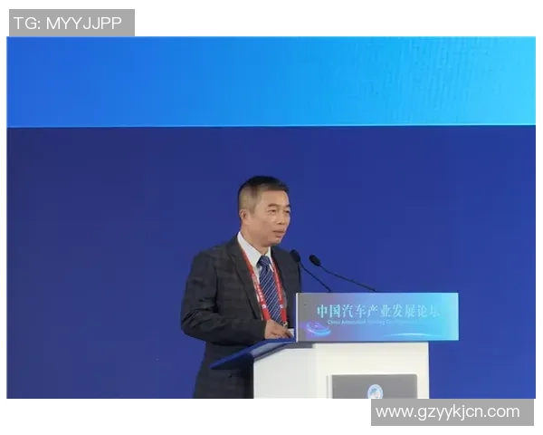 极限挑战与人生哲学：陈强的深度对话与运动探索之旅